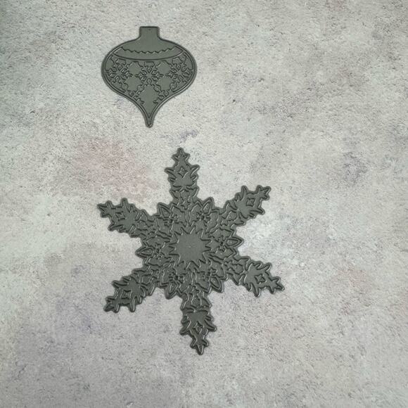 Mixed Lot of 3 Memory Box Holiday Dies Penny Black Stamp Winter Snowflake Tree - Picture 7 of 7